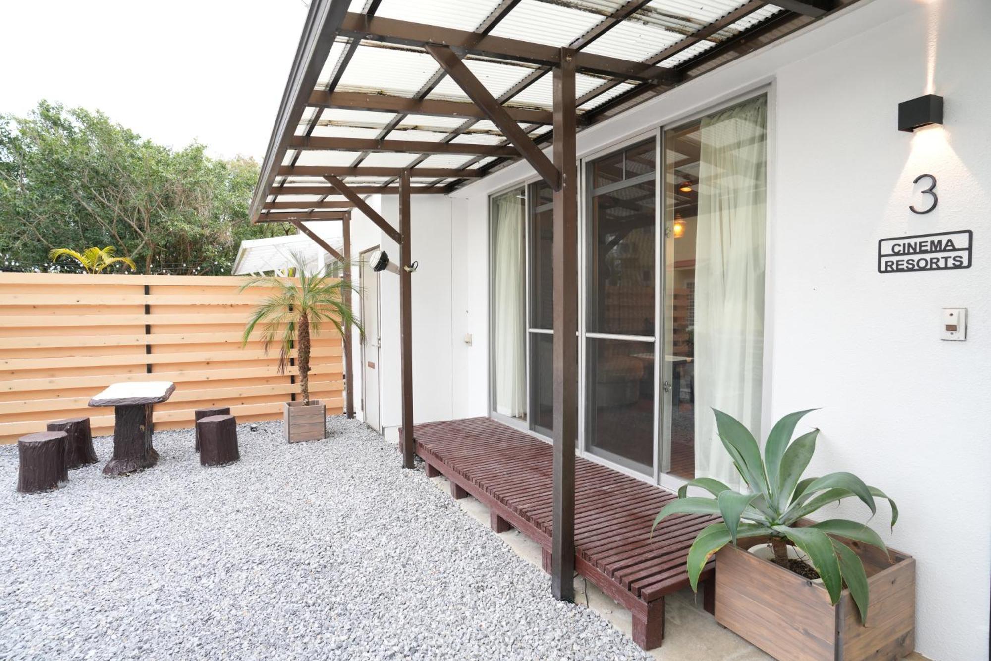 Cinema Resorts 3 Motobu Exterior photo